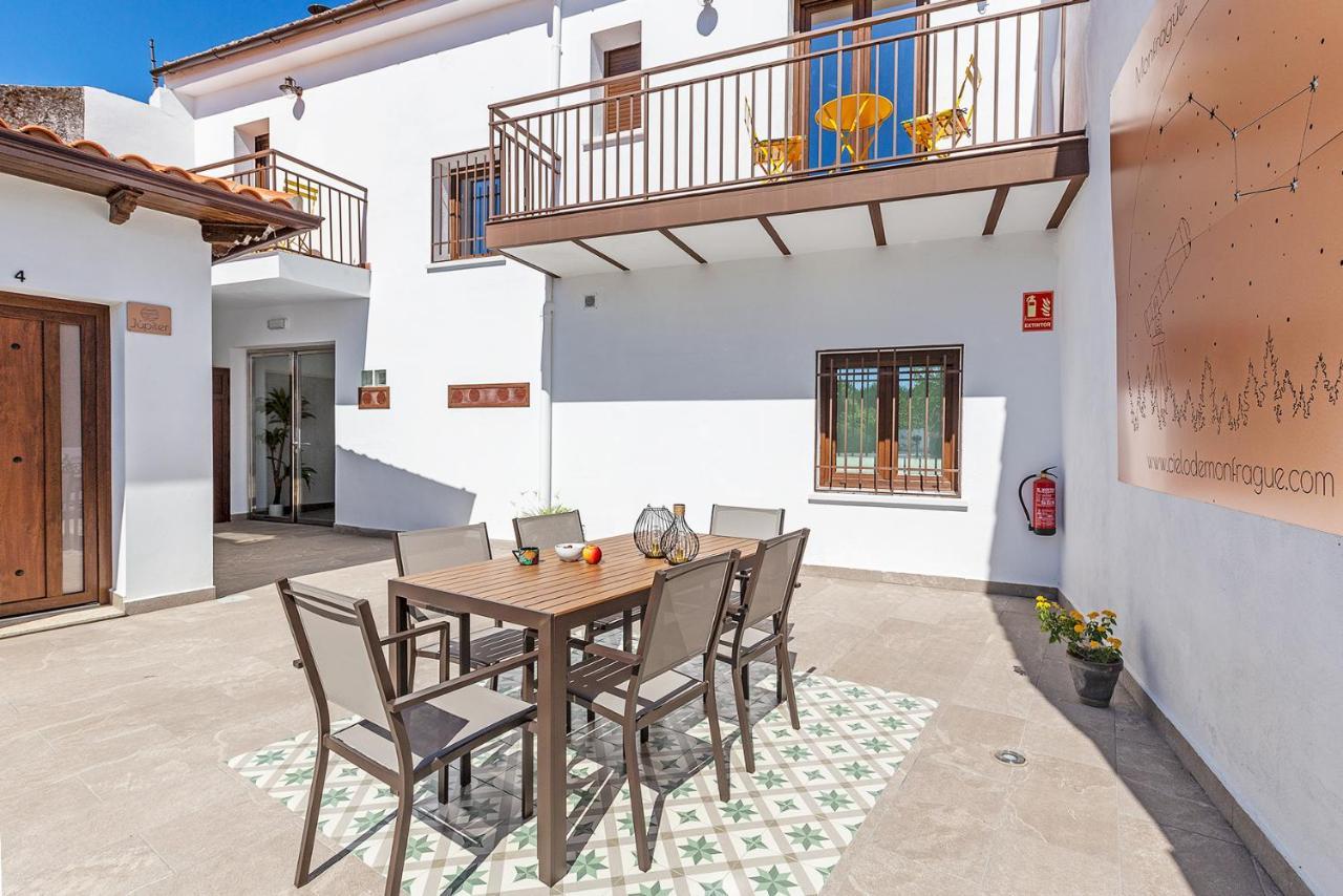 Apartamentos Rurales Cielo De Monfraguee マルパルティダ・デ・プラセンシア エクステリア 写真