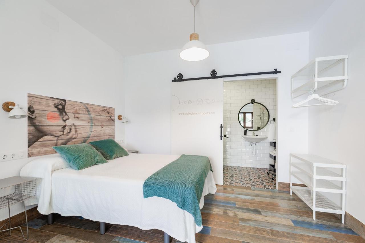 Apartamentos Rurales Cielo De Monfraguee マルパルティダ・デ・プラセンシア エクステリア 写真